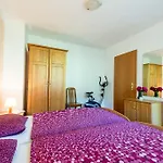 Apartamento Jaka *