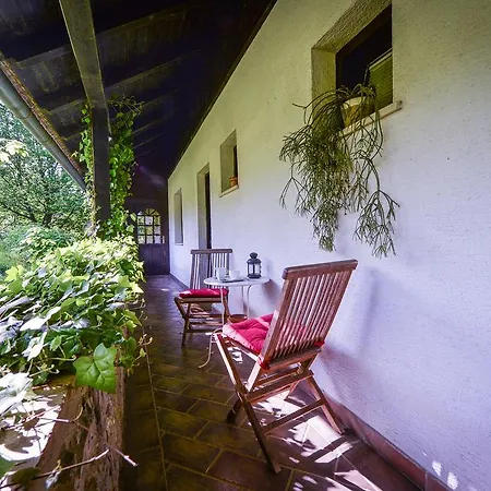 Jaka * Dolenjske Toplice